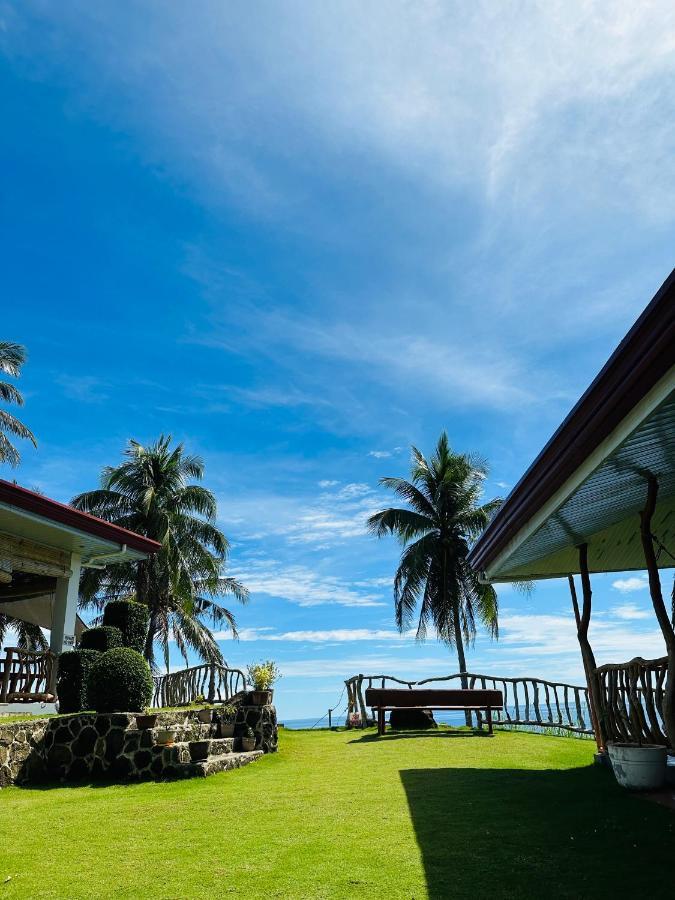 Tongatok Cliff Resort Mambajao Esterno foto