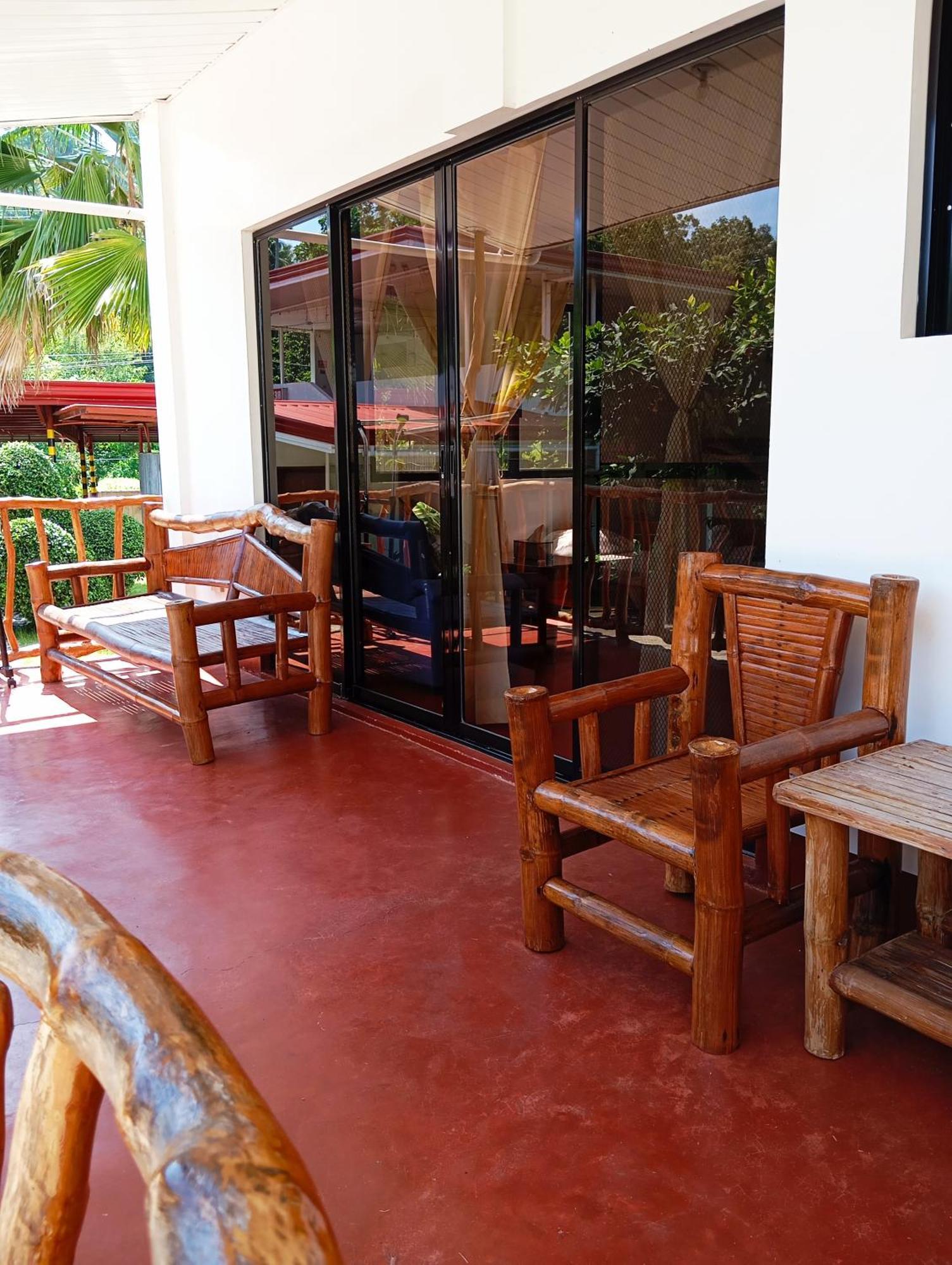 Tongatok Cliff Resort Mambajao Esterno foto