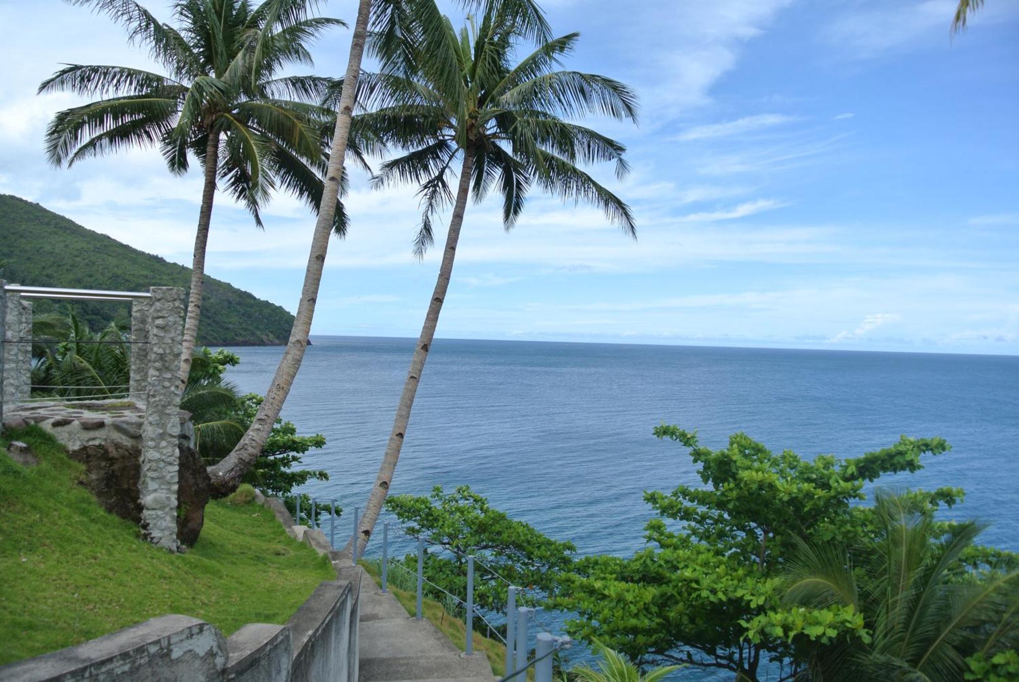 Tongatok Cliff Resort Mambajao Esterno foto