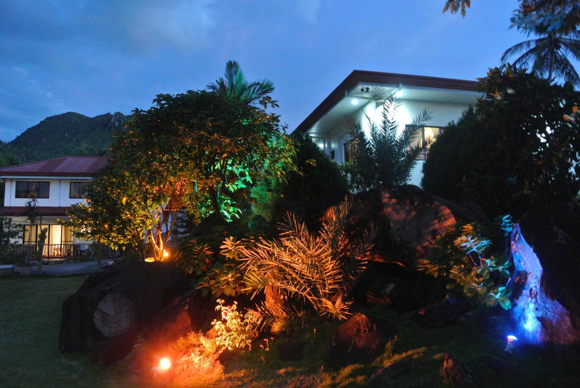 Tongatok Cliff Resort Mambajao Esterno foto