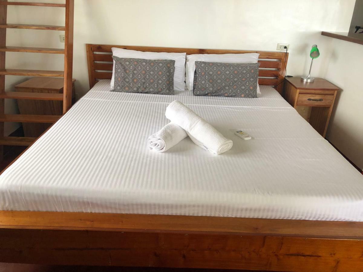 Tongatok Cliff Resort Mambajao Esterno foto